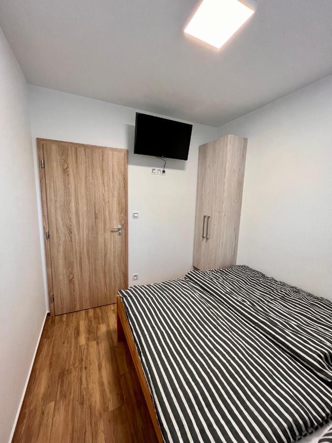 Ferienwohnung U Srubu Moravany  Exterior foto