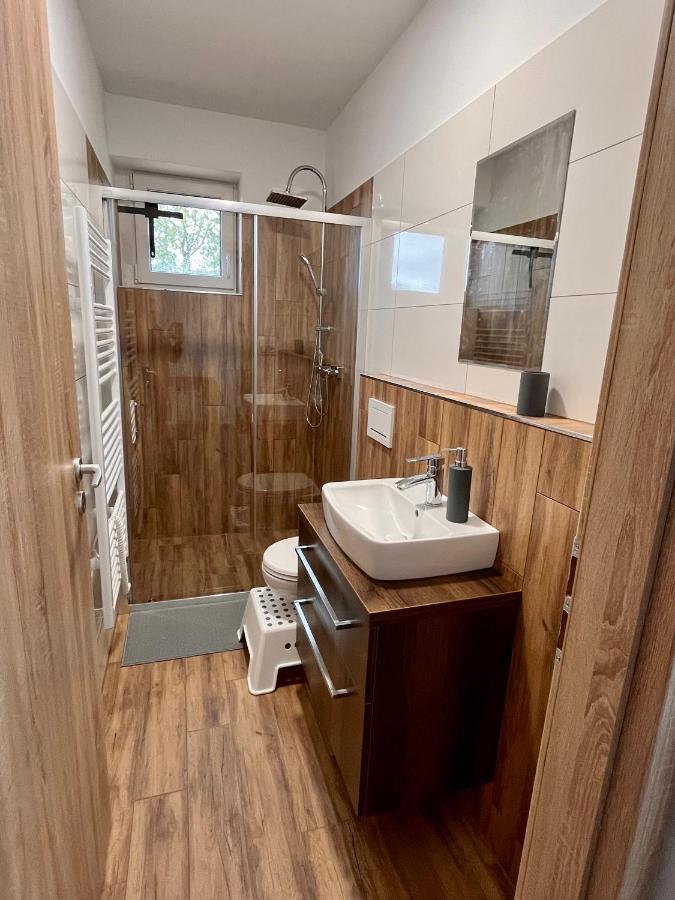 Ferienwohnung U Srubu Moravany  Exterior foto